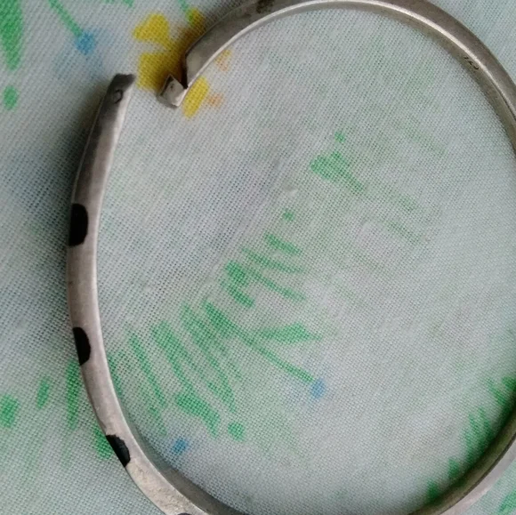 Vintage Silver Onyx Hinge Bracelet - Picture 6 of 12